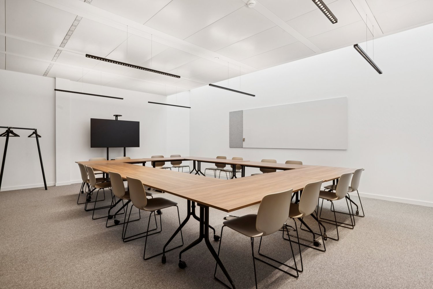 266m² Büro, Foto 8 von 9