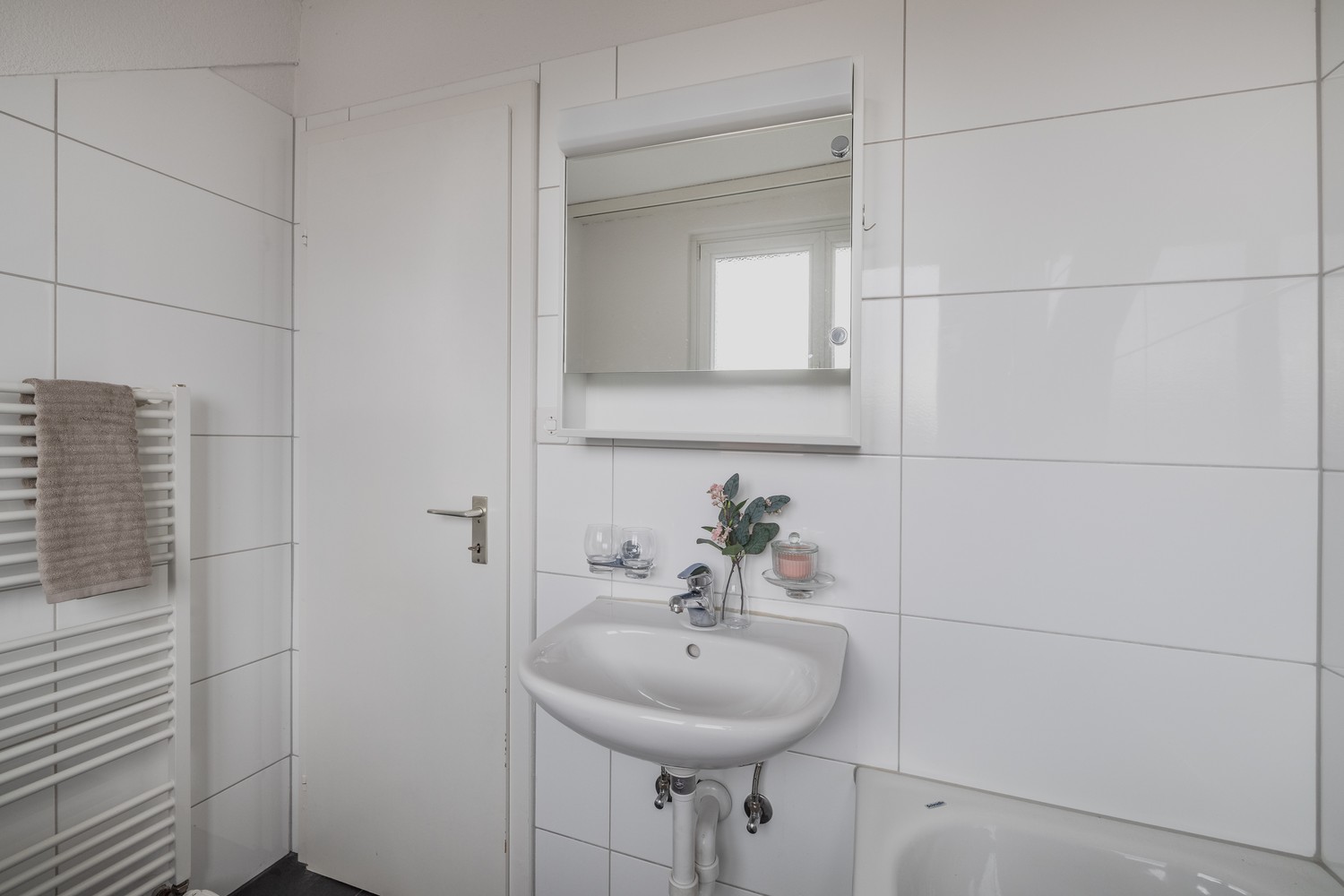 4 rooms apartment, Foto 9 von 9