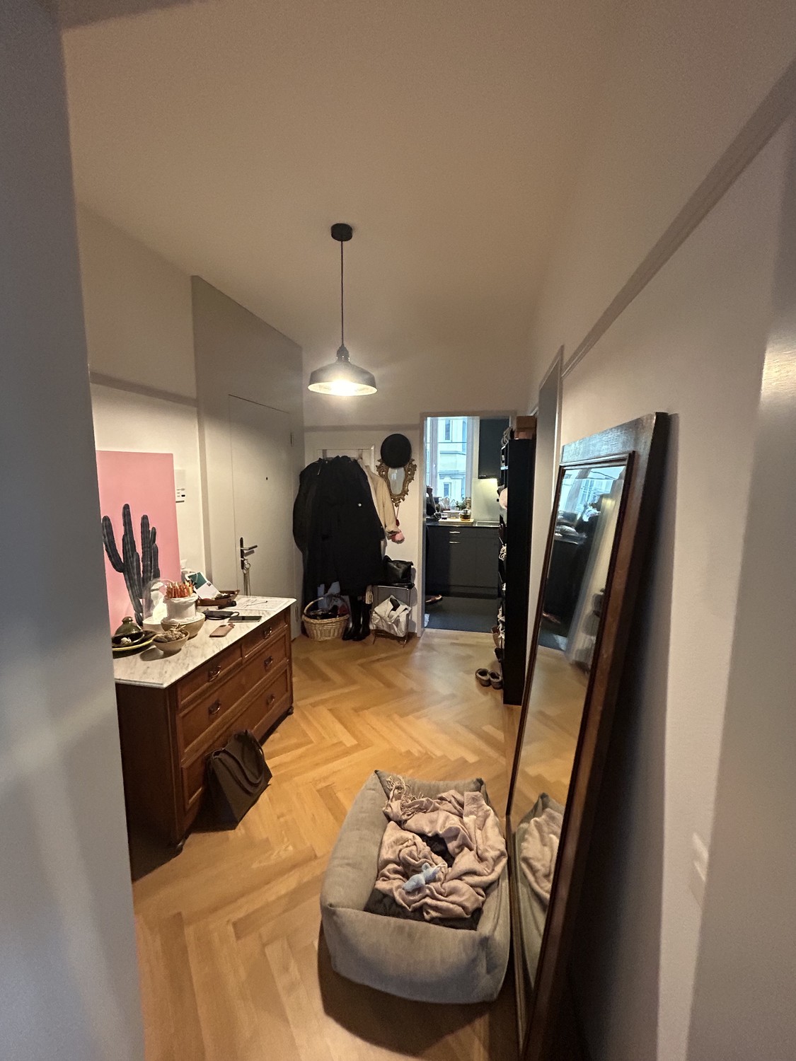 Room in a shared flat, Foto 2 von 3