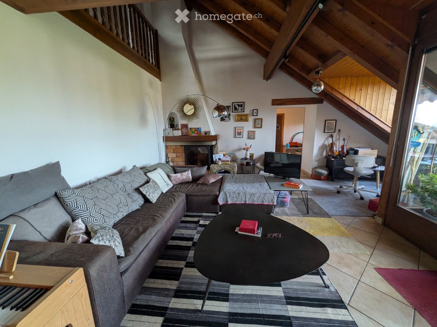 6 Zimmer Wohnung, Foto 2 von 5