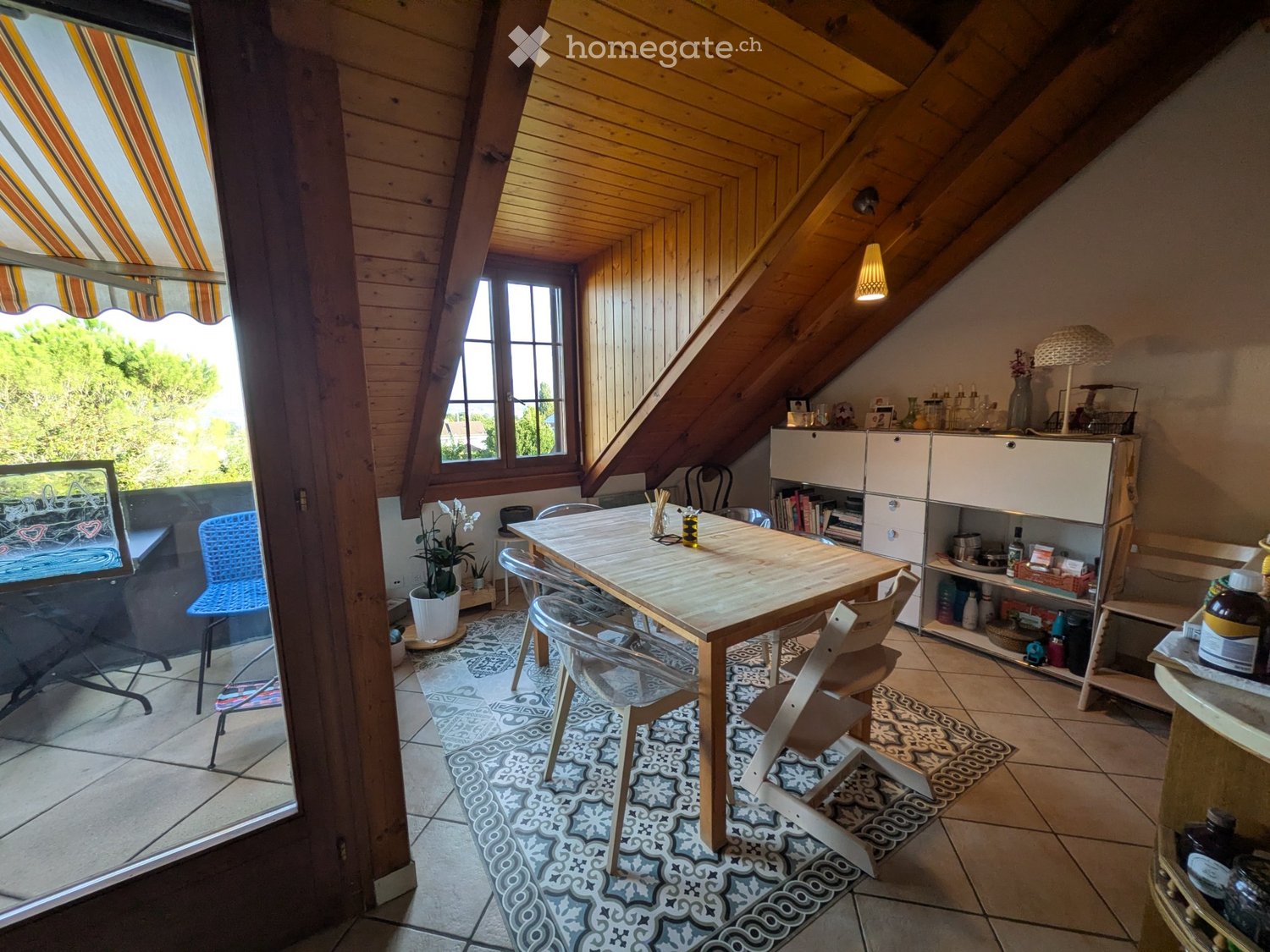 6 Zimmer Wohnung, Foto 1 von 5