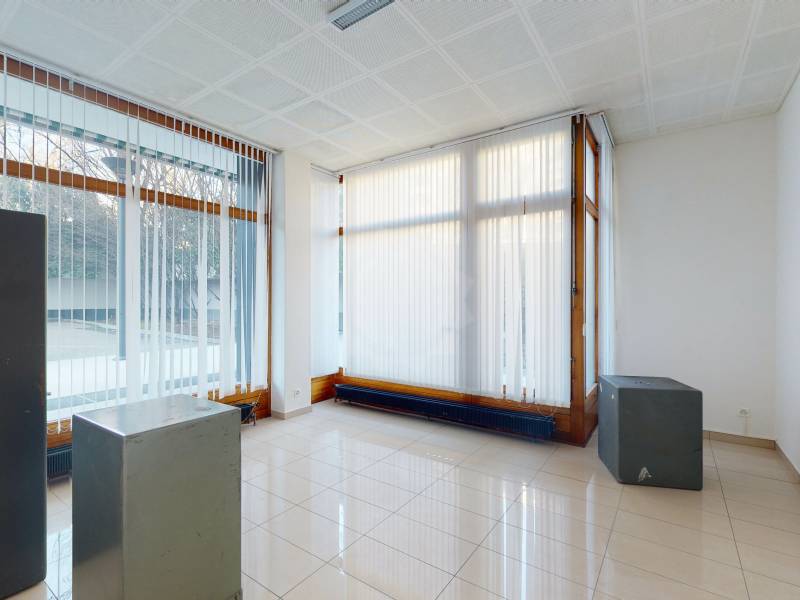 147m² Büro, Foto 2 von 10