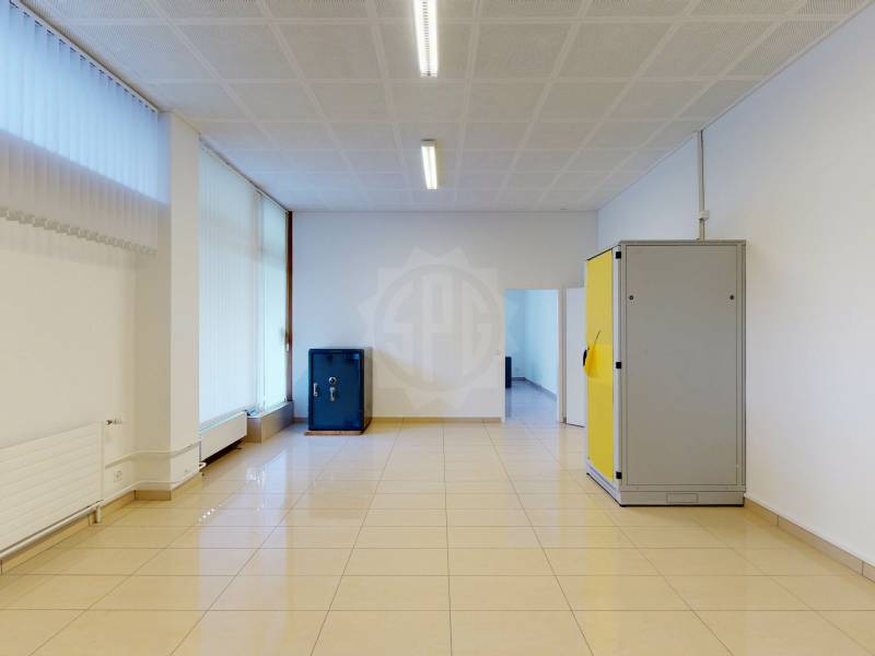 147m² Büro, Foto 3 von 10