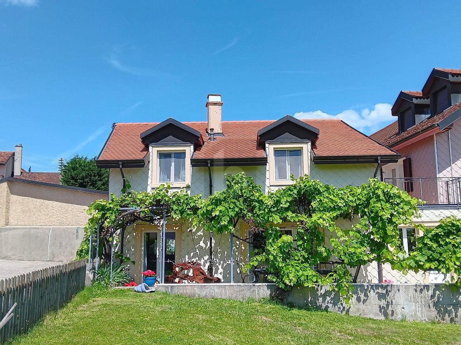 4 ½ Zimmer Reihenhaus, Foto 1 von 4