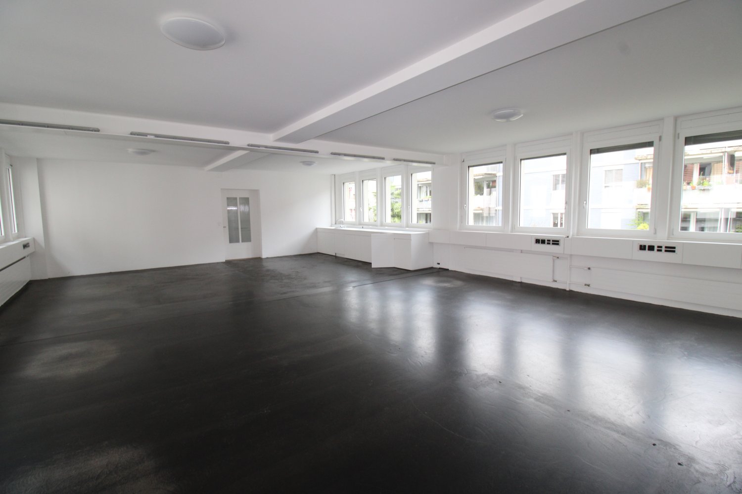 Office, Foto 1 von 6