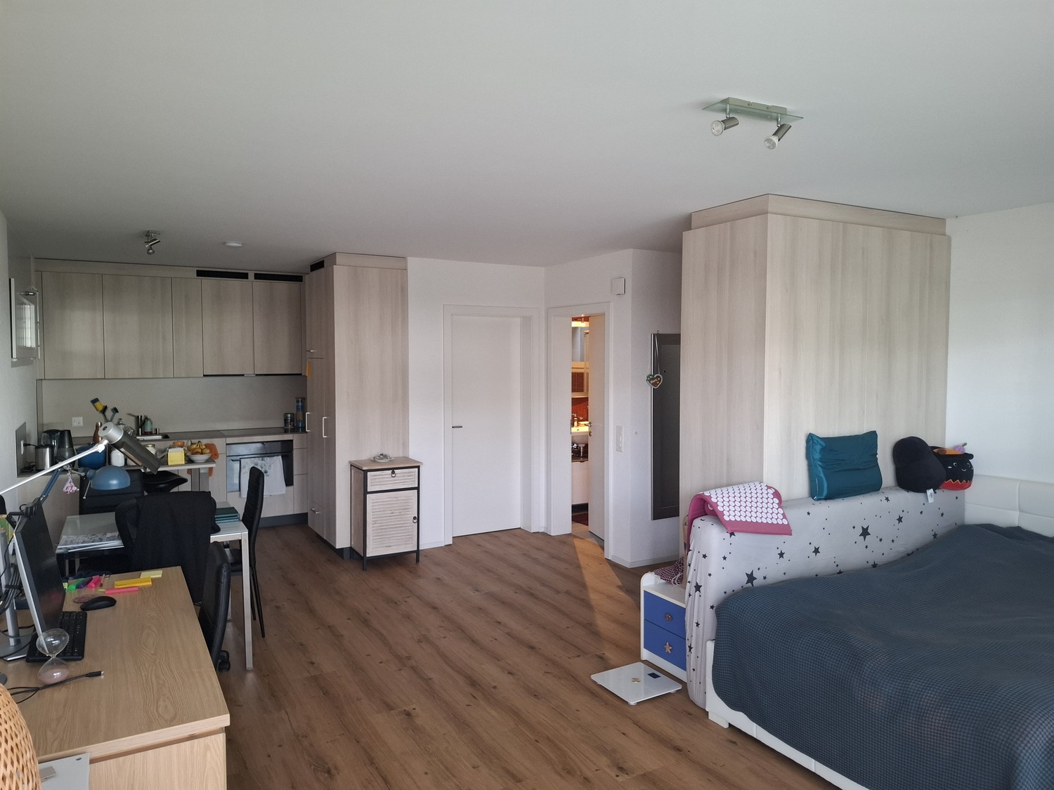1 room apartment, Foto 1 von 7