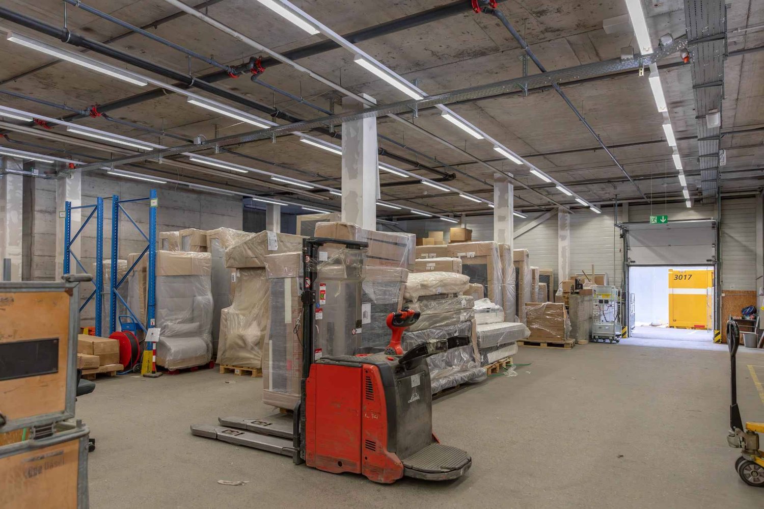 467m² deposito, foto 3 di 10