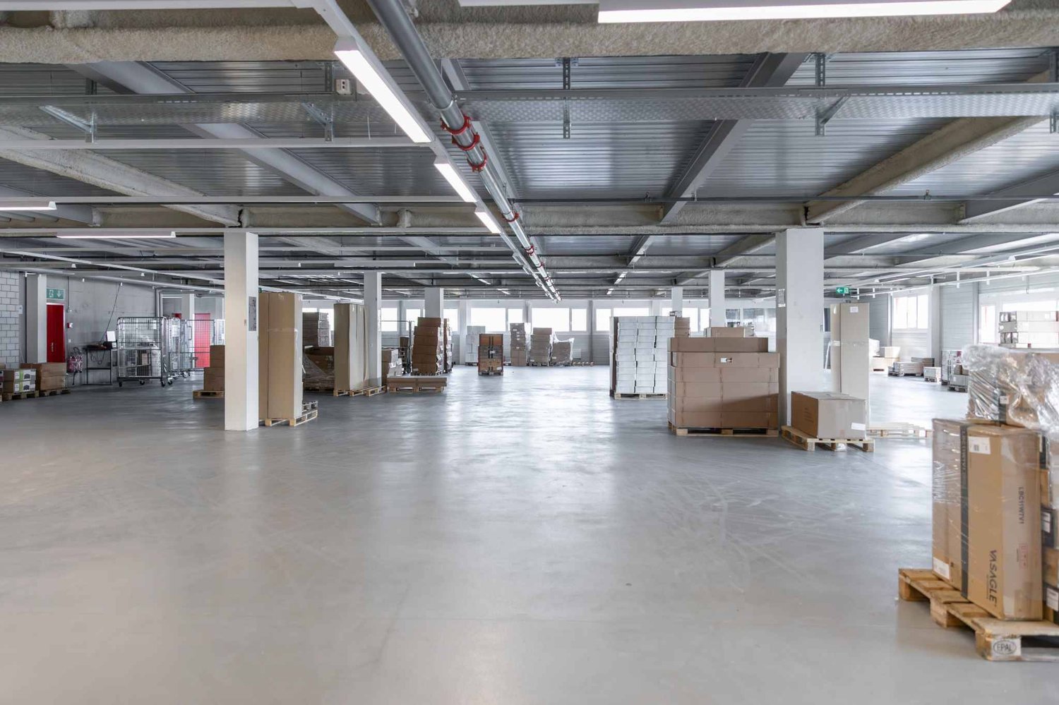 467m² deposito, foto 1 di 10