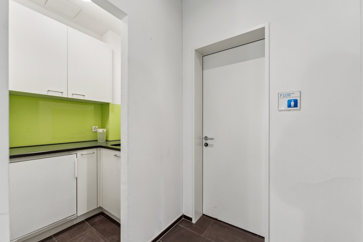 81m² bureau