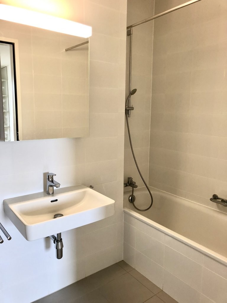 5 rooms apartment (8)