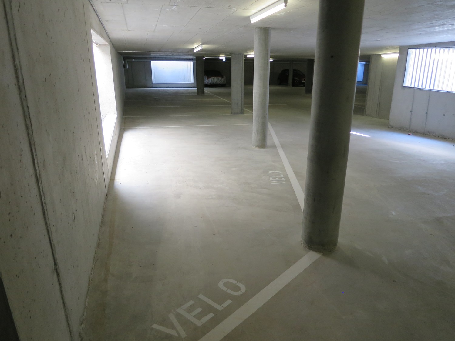 Underground slot, Foto 1 von 3