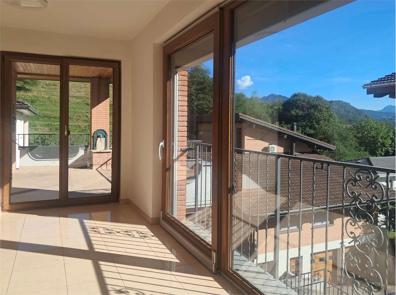 4 ½ Zimmer Wohnung, Foto 2 von 10