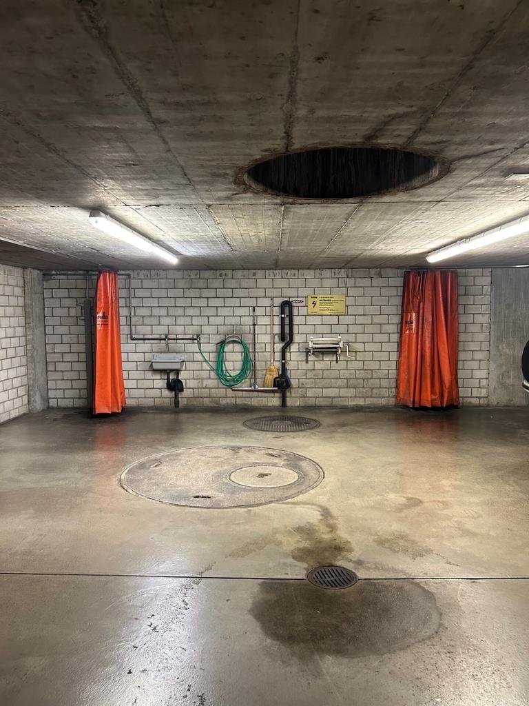 Underground slot, Foto 3 von 3