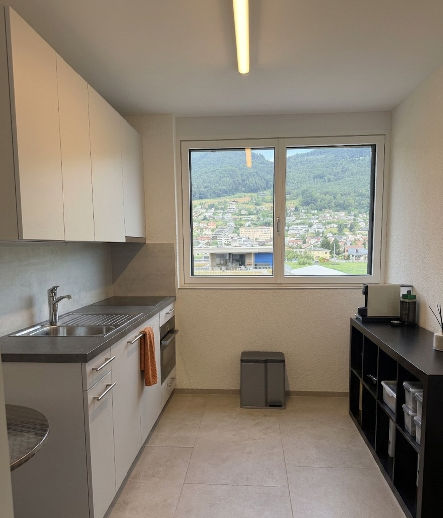1800m² commercial