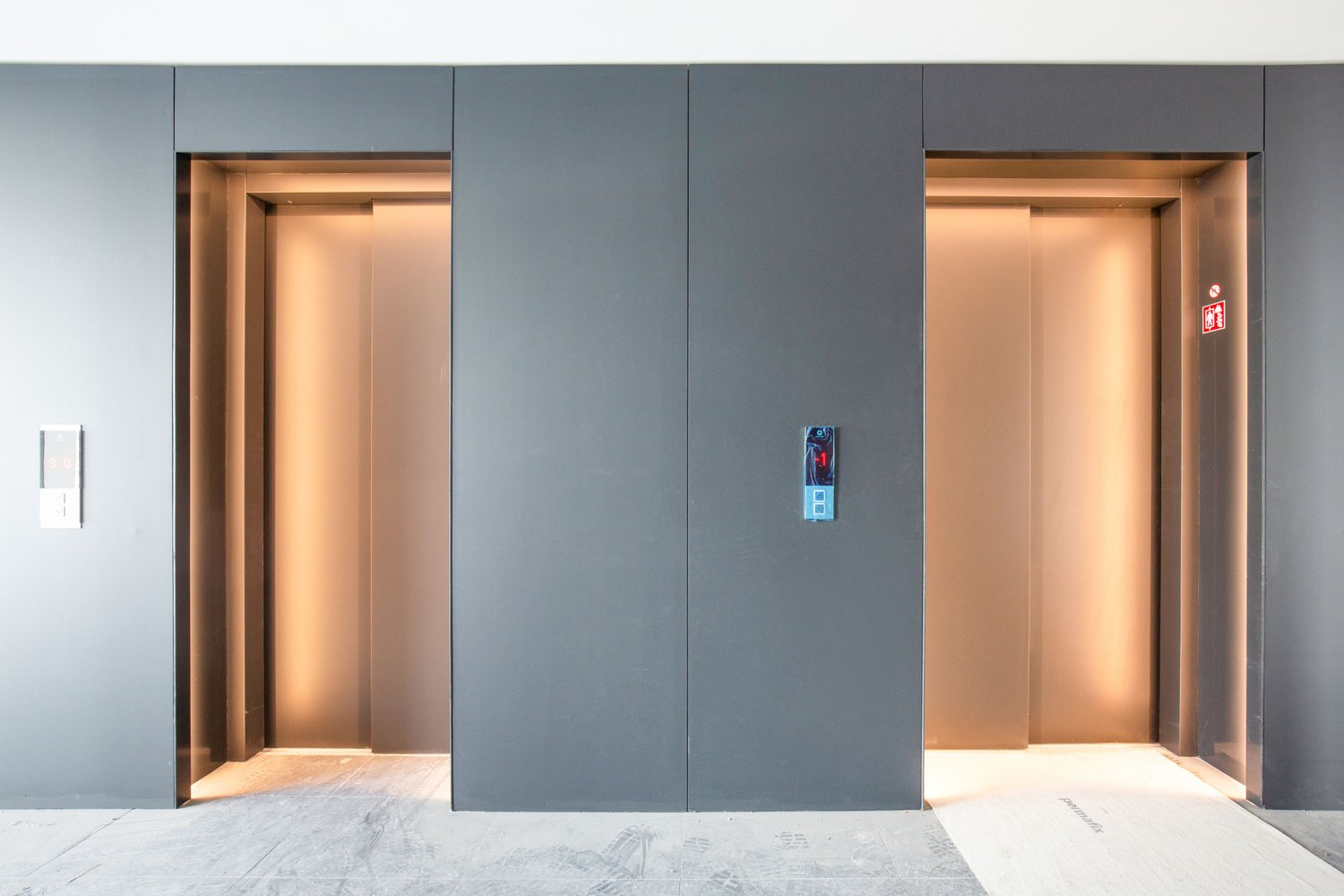 440m² Büro, Foto 3 von 8