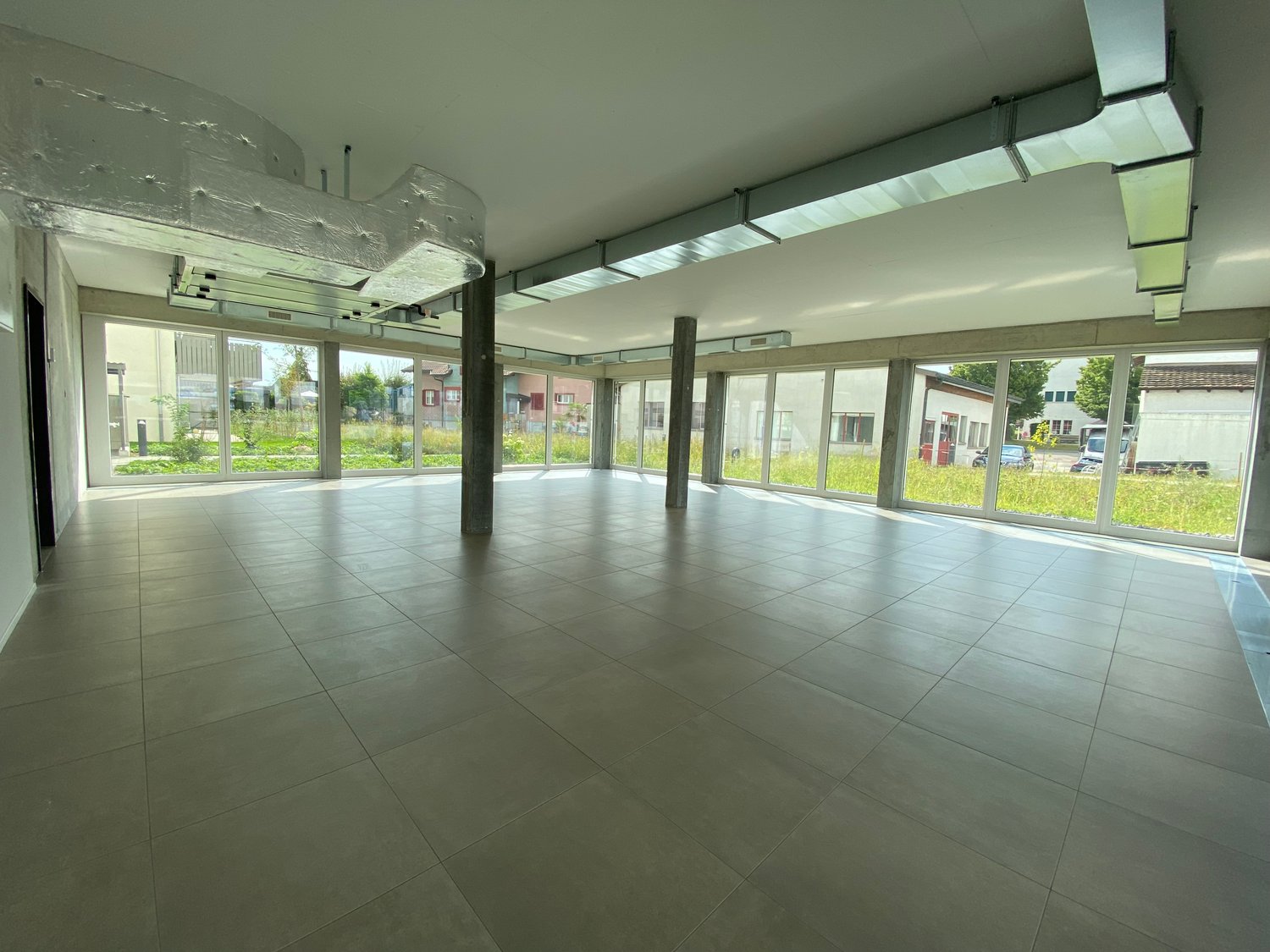 130m² commerciale