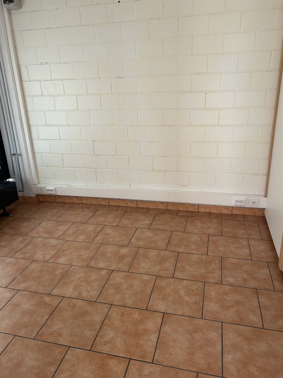 90-90m² commercial