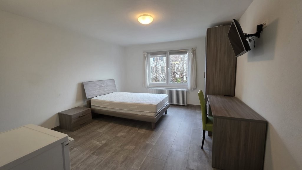 1 room single room