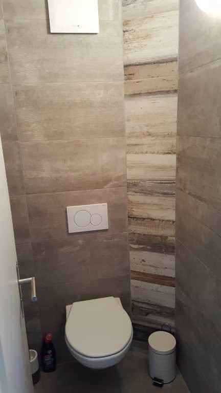 1 room single room