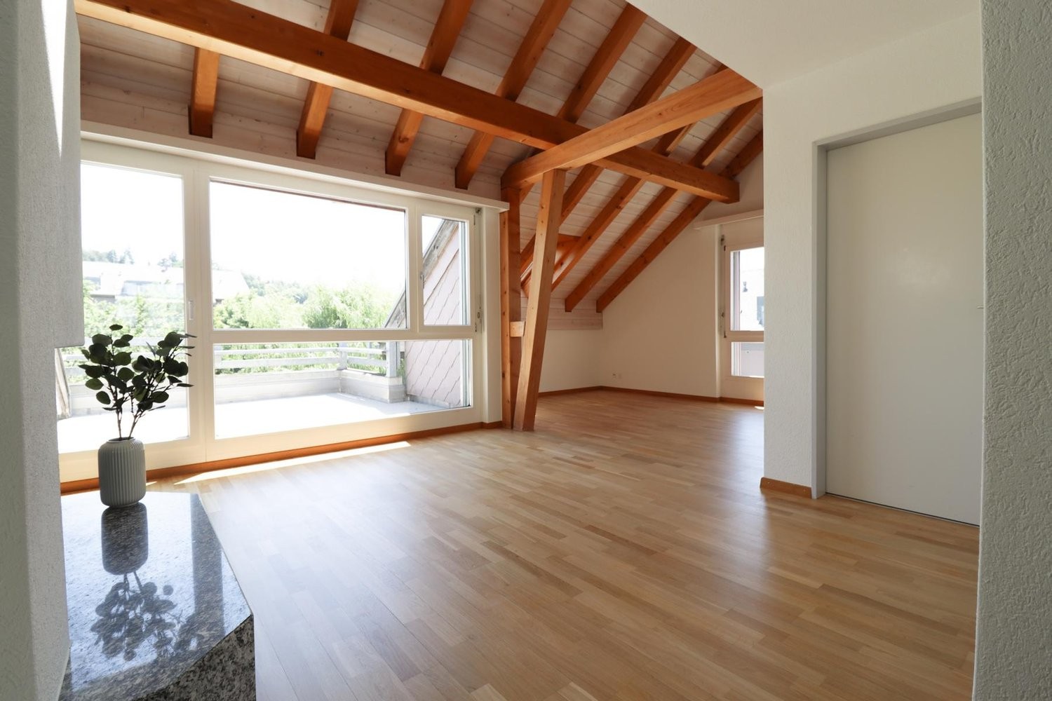 2 ½ rooms roof flat, Foto 3 von 10