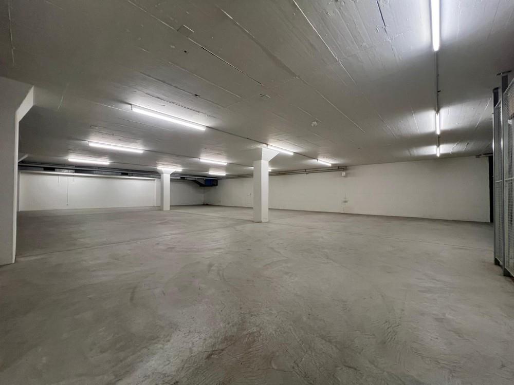 400m² di deposito