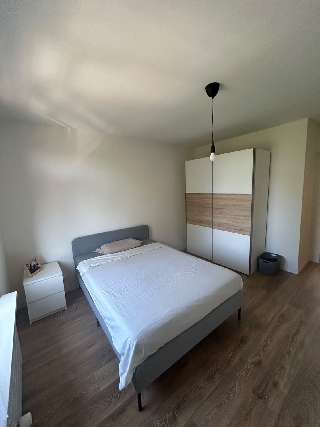 Chambre dans un appartement partagé