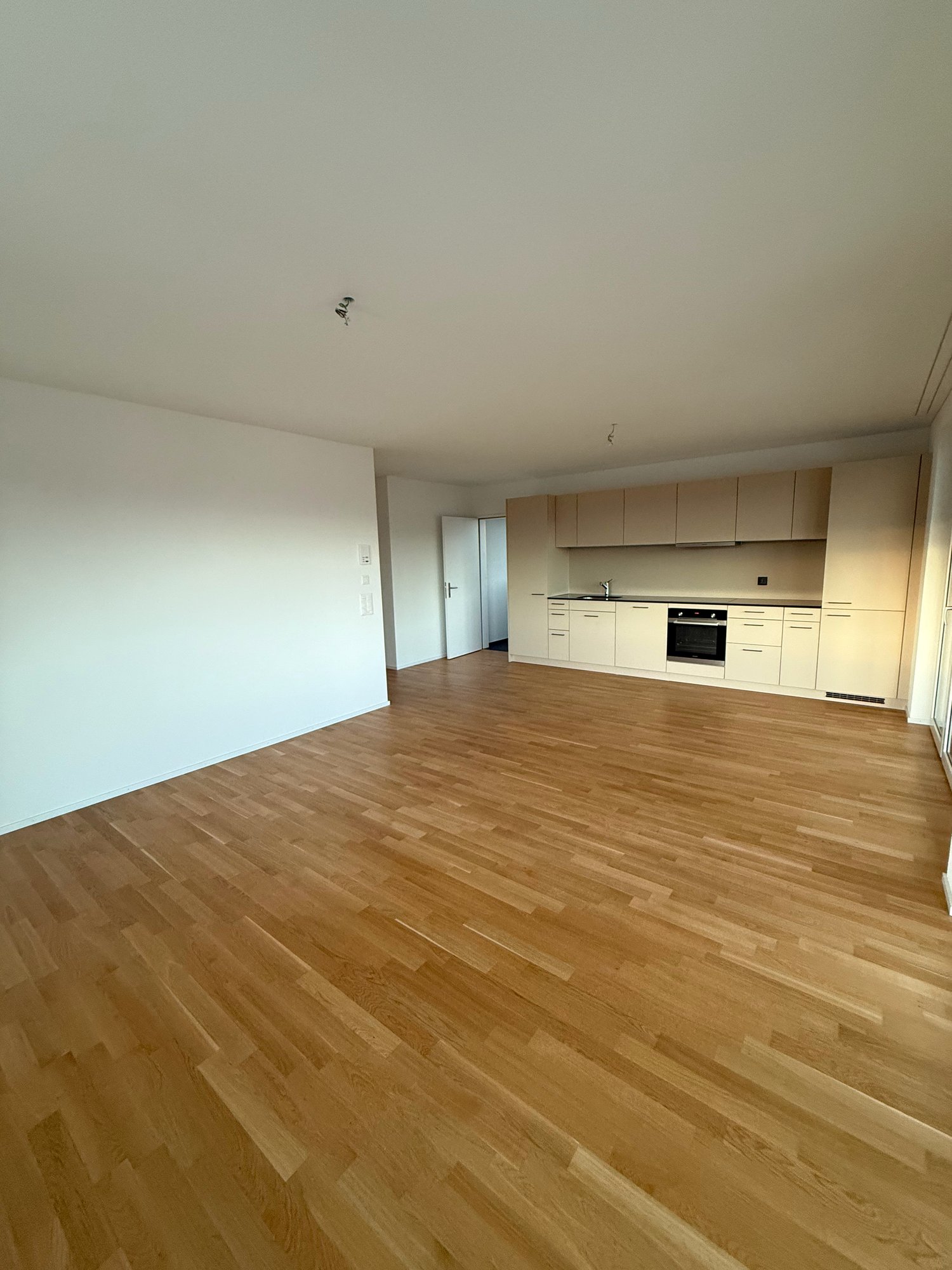 3 ½ rooms roof flat, Foto 1 von 7