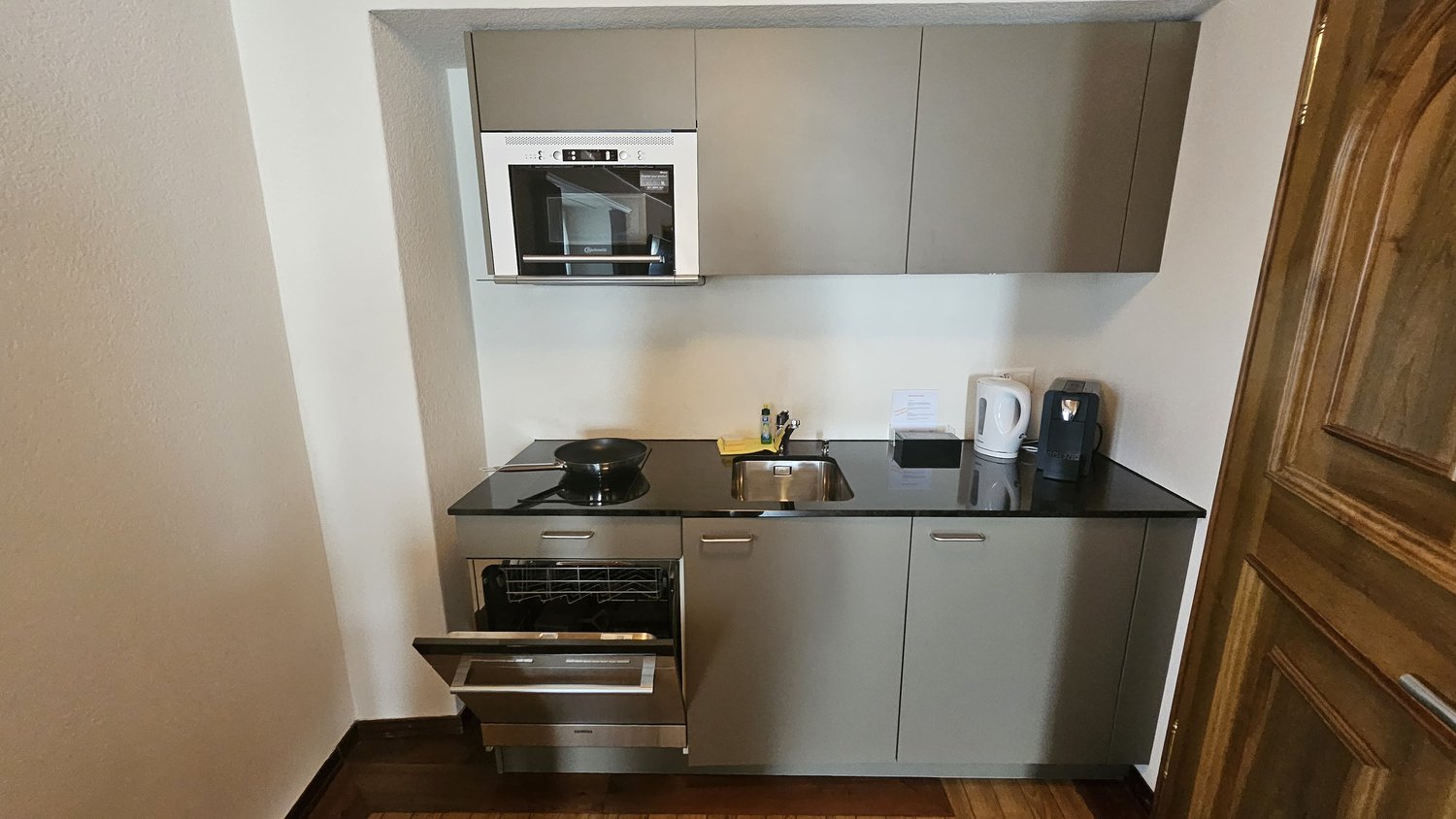 1 ½ rooms apartment, Foto 5 von 7