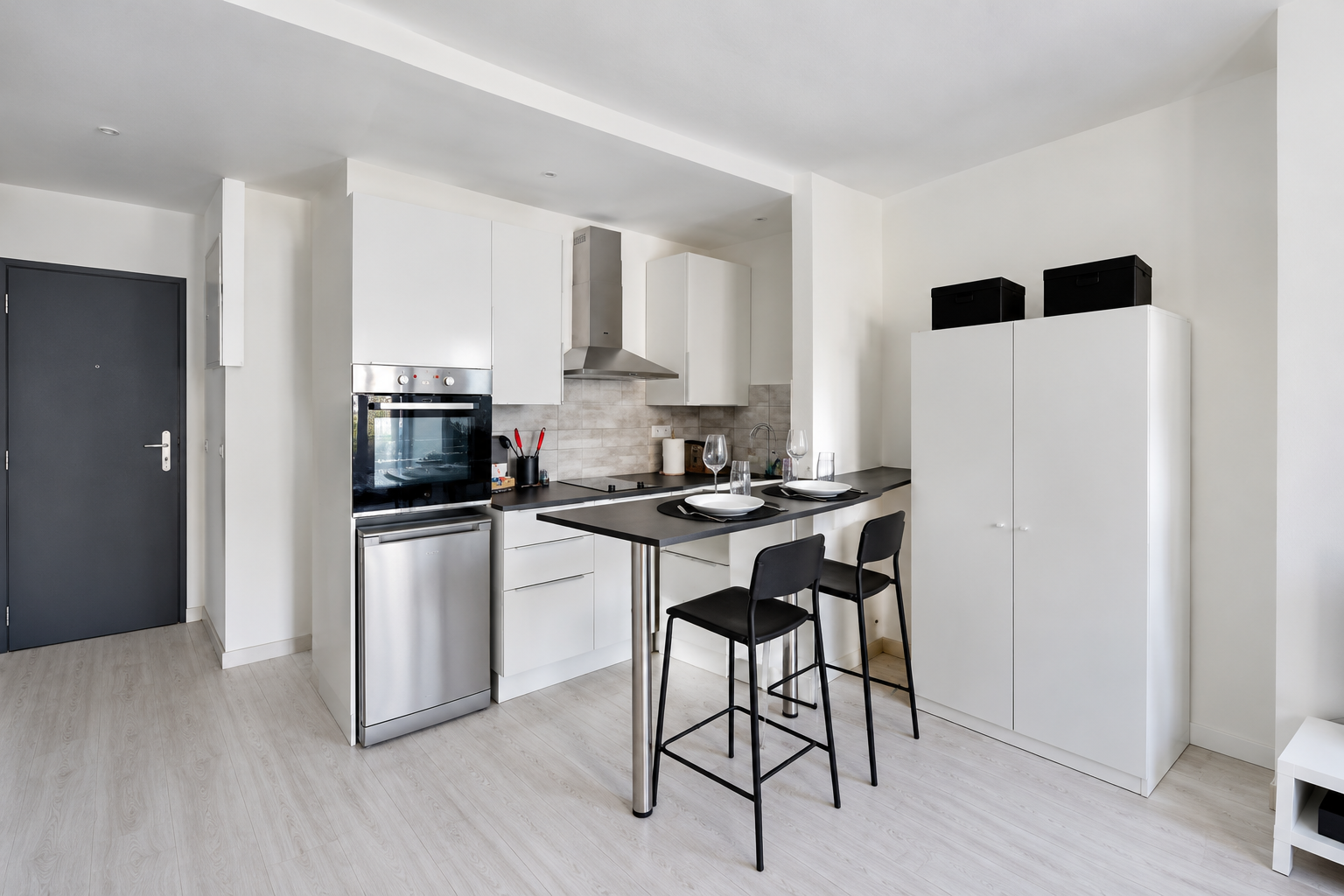1-Zimmer-Studio im 2. Stock, kürzlich renoviert, Stadtzentrum von Lausanne