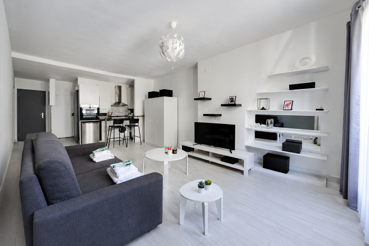1-Zimmer-Studio im 2. Stock, kürzlich renoviert, Stadtzentrum von Lausanne