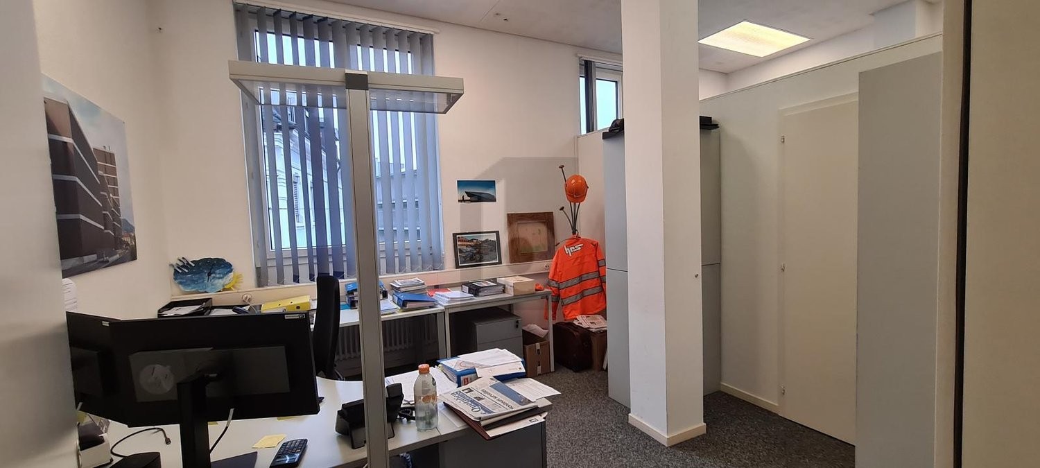 190m² Büro