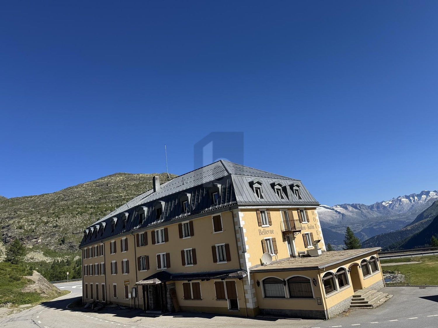 3510m² Hotel
