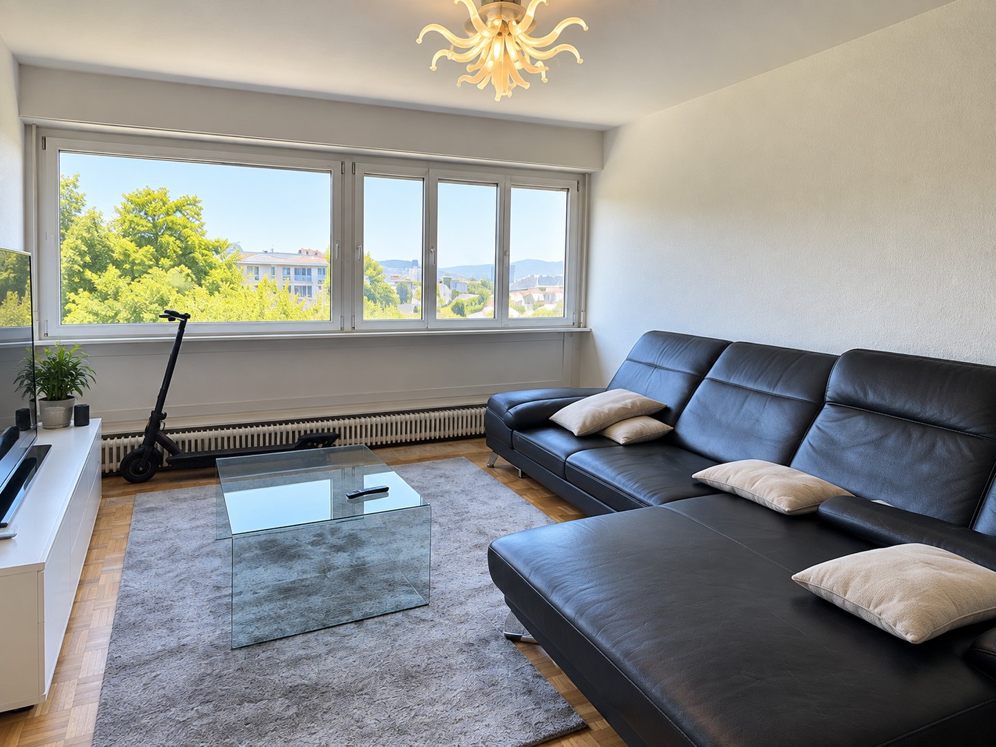 6-Zimmer-Wohnung, Foto 1 von 10