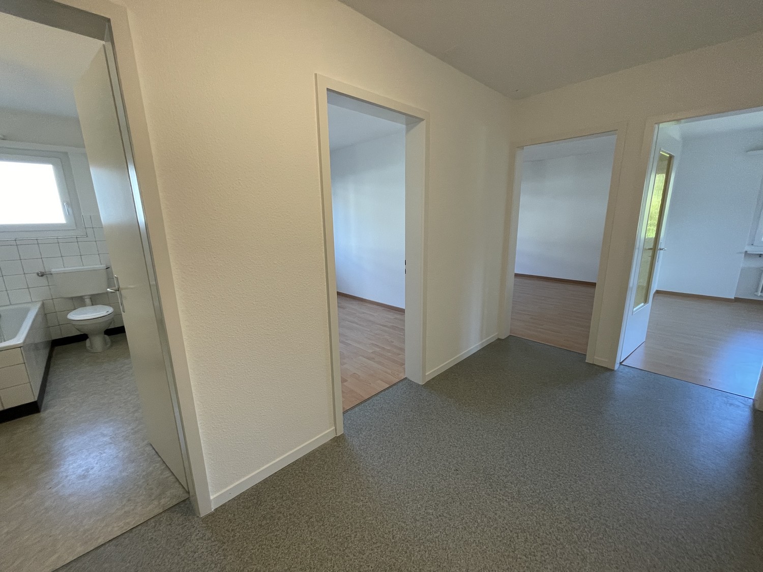 3 rooms apartment, Foto 9 von 10