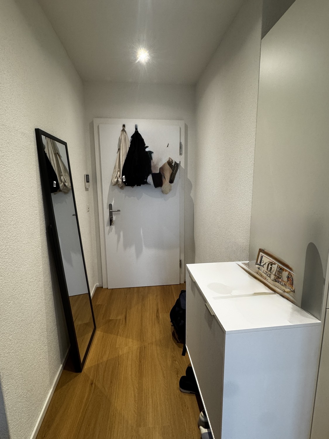 1 room apartment, Foto 1 von 6
