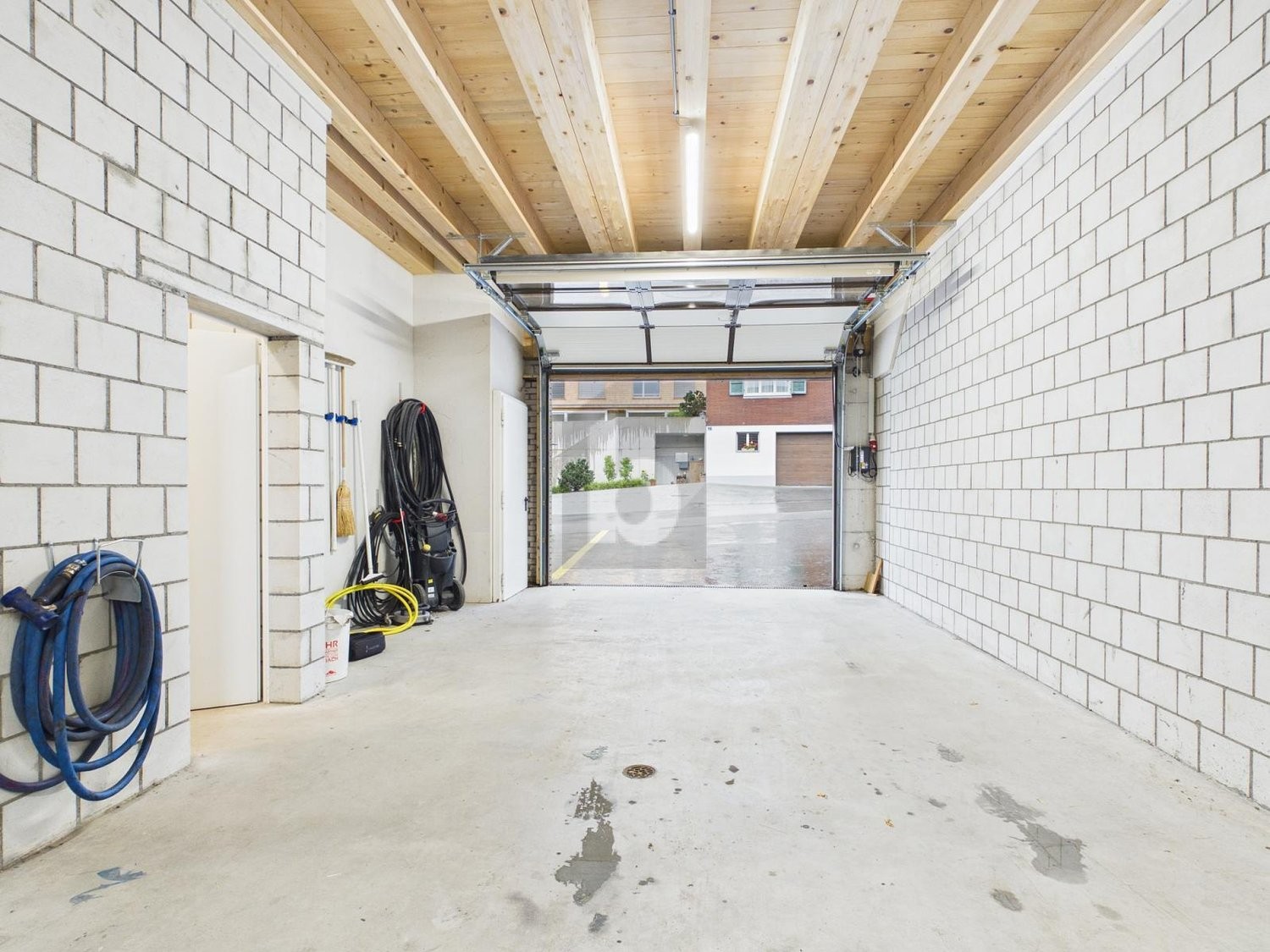 Oggetto industriale di 100m²