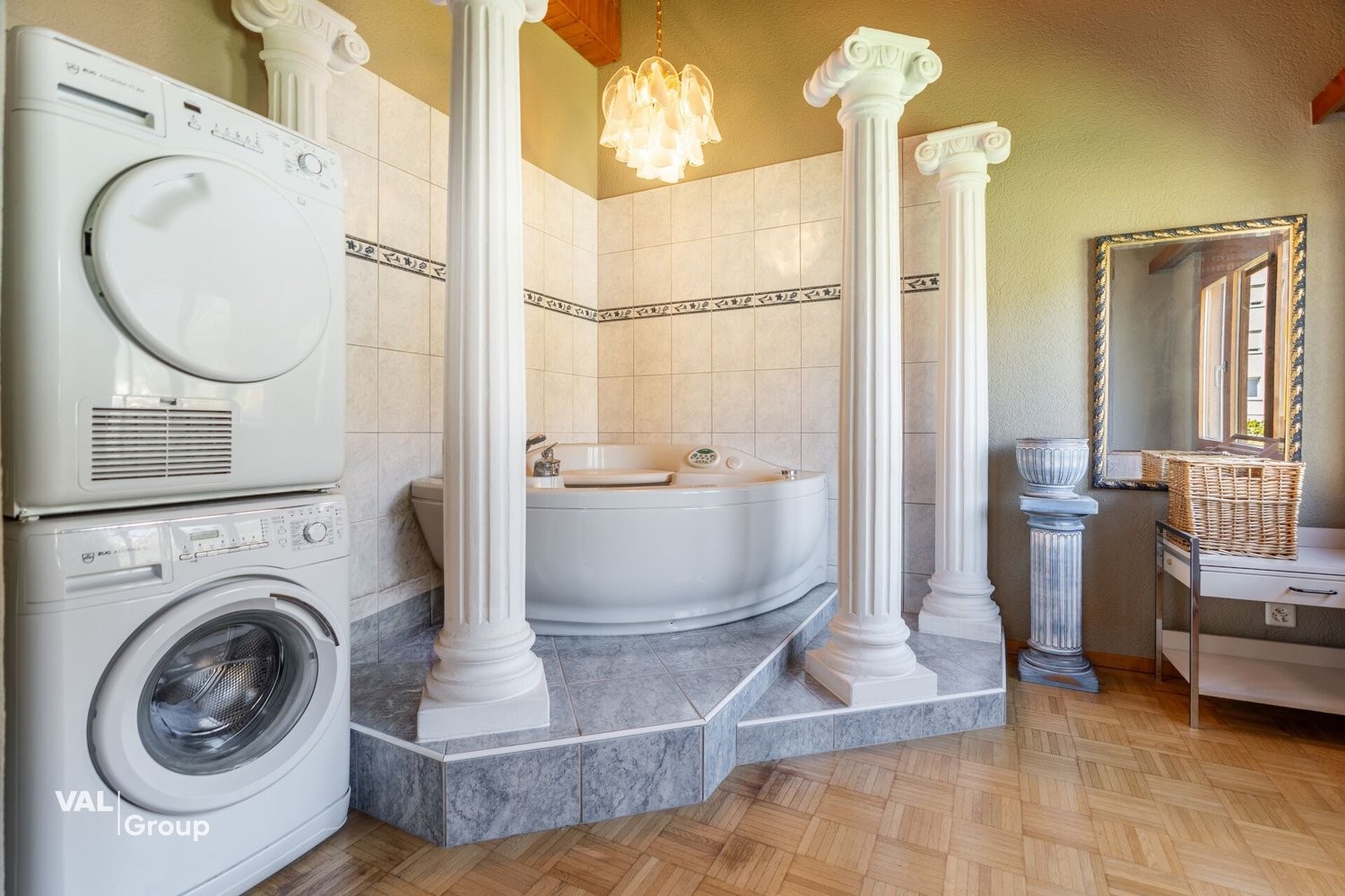 Appartement d'attique de 5 ½ pièces