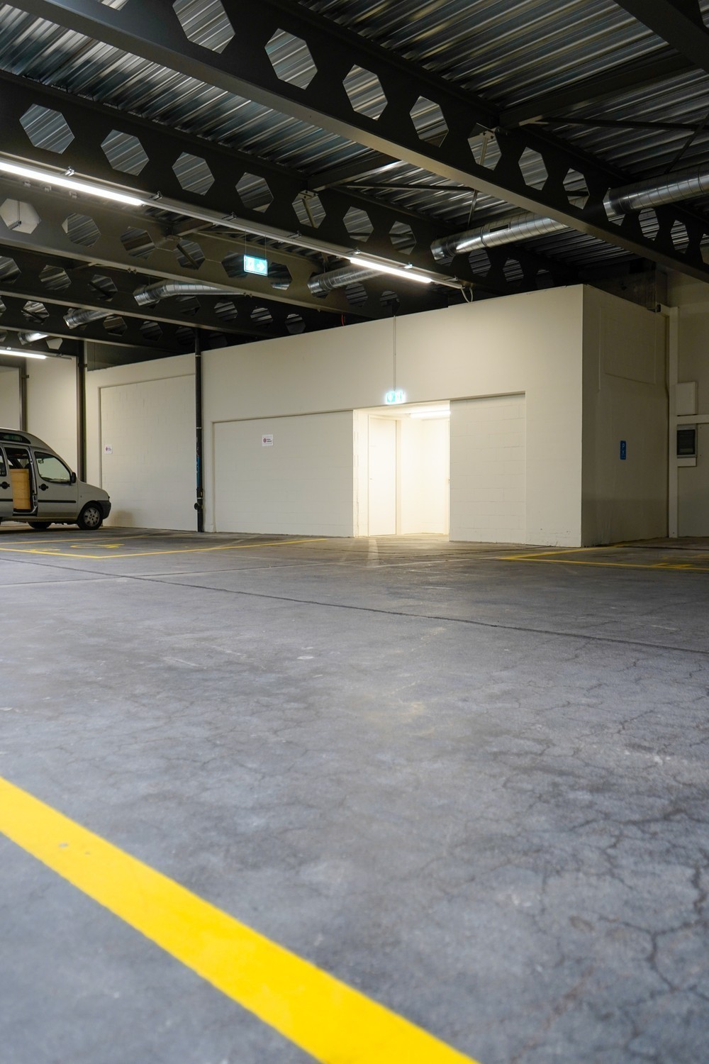 16-16m² cave