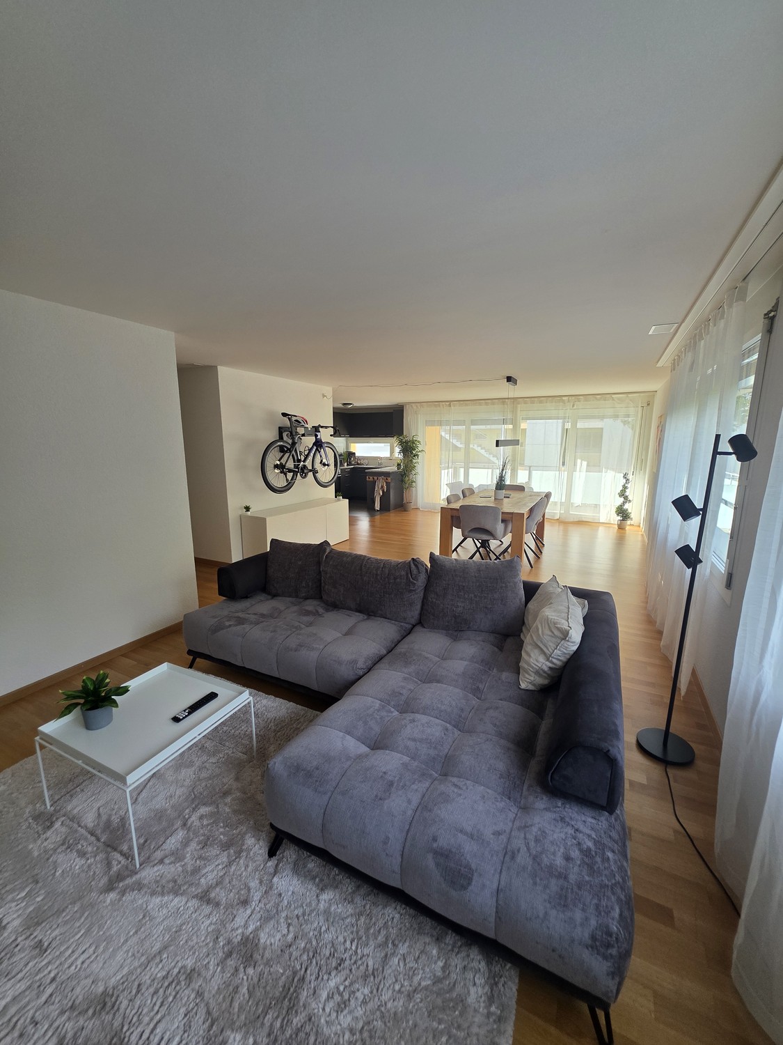 4 ½ rooms apartment, Foto 1 von 10