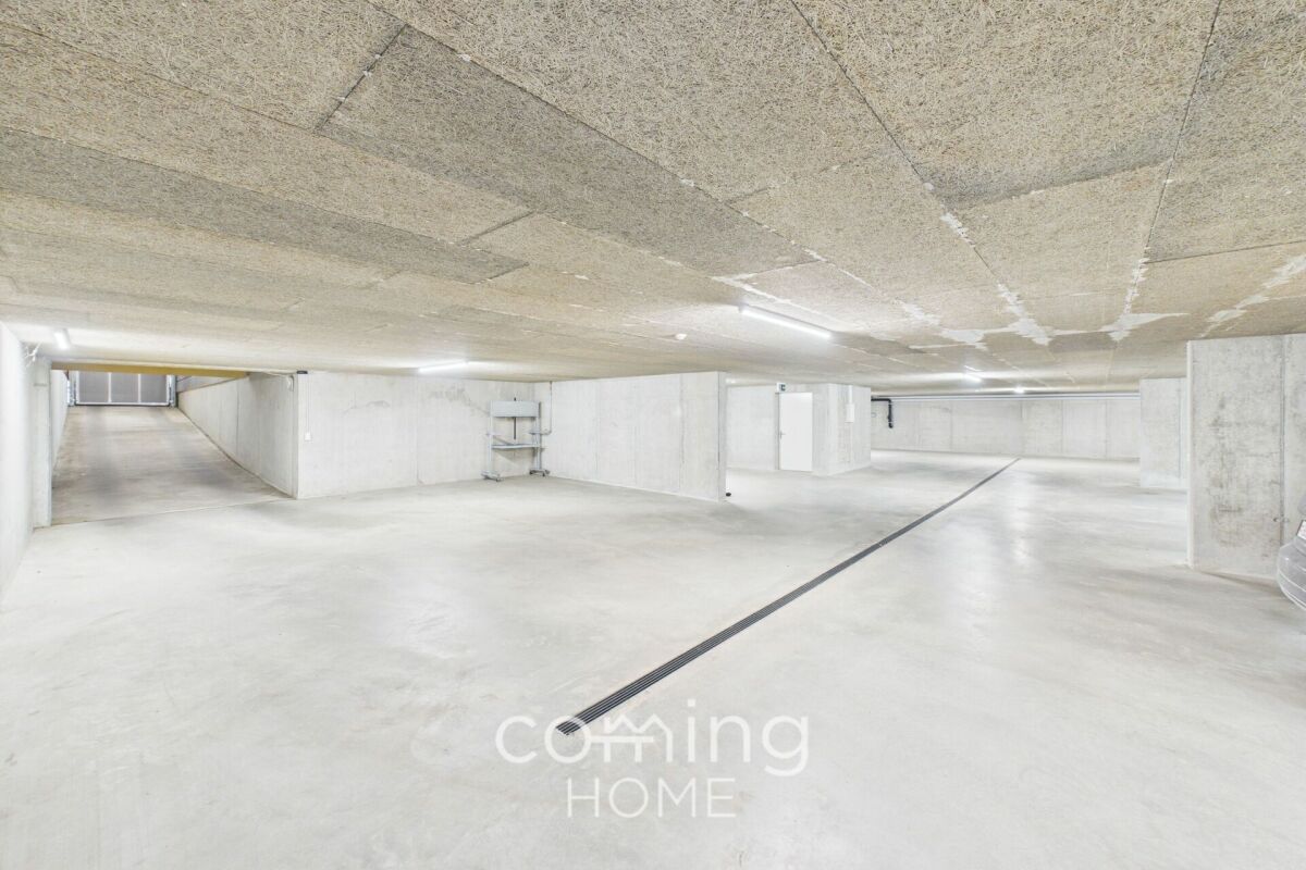 455m² open slot