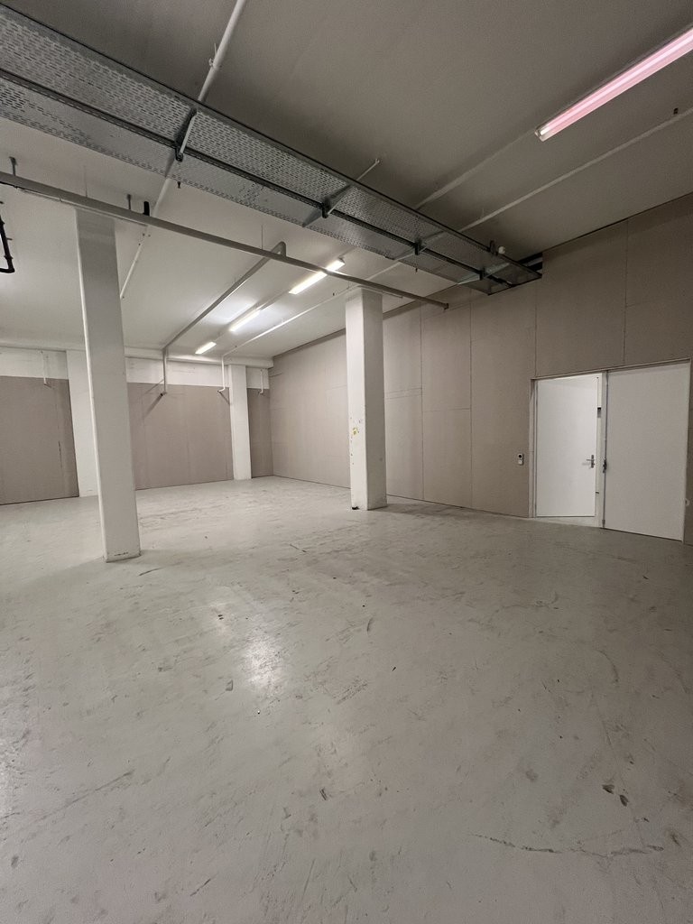 746m² storage room, Foto 4 von 4