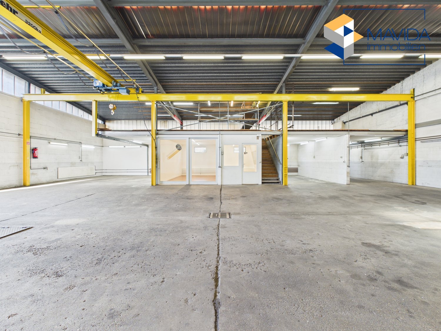 287m² workshop, Foto 2 von 10
