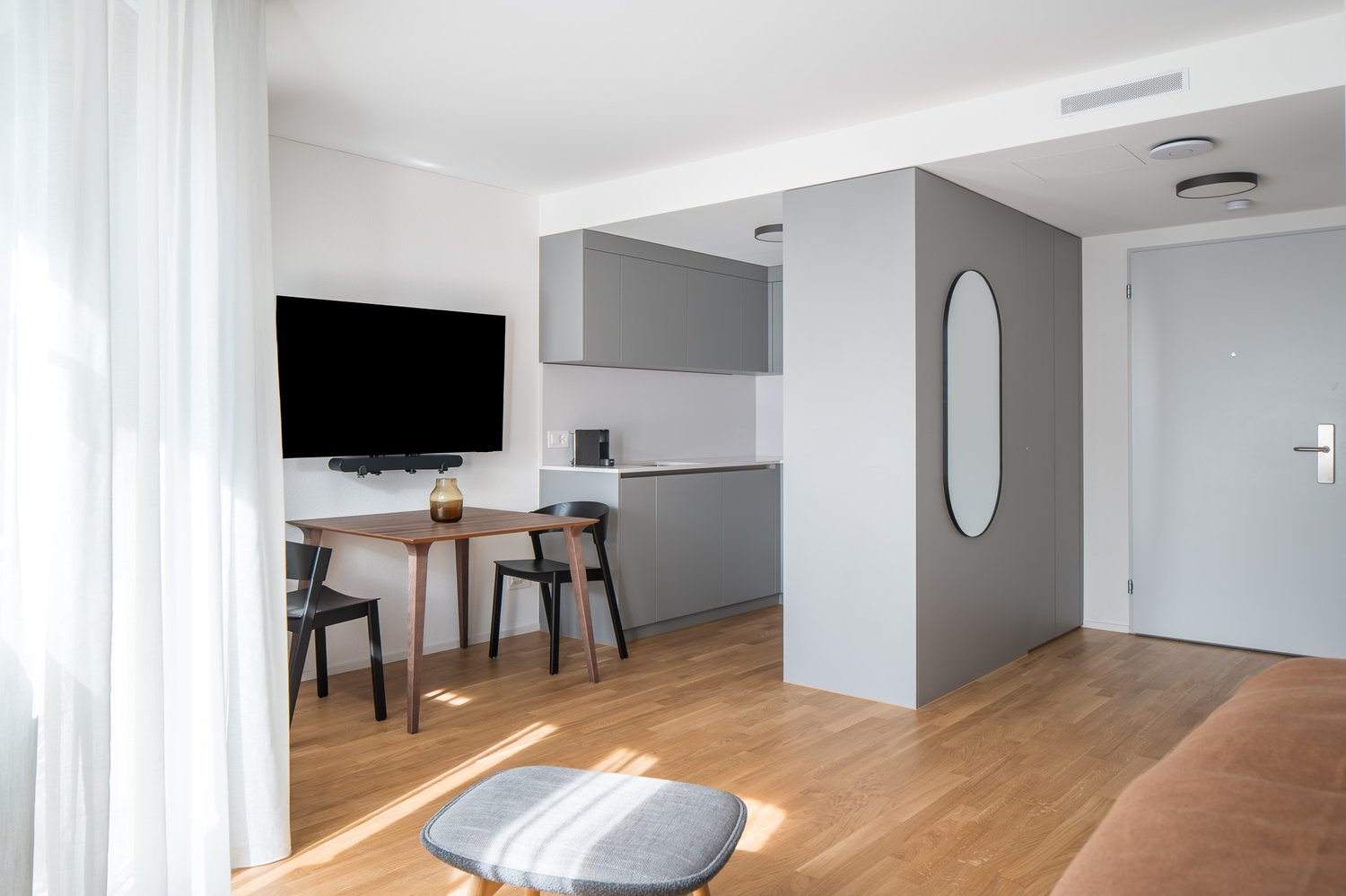 1 ½ Zimmer möblierte Wohnung (6)