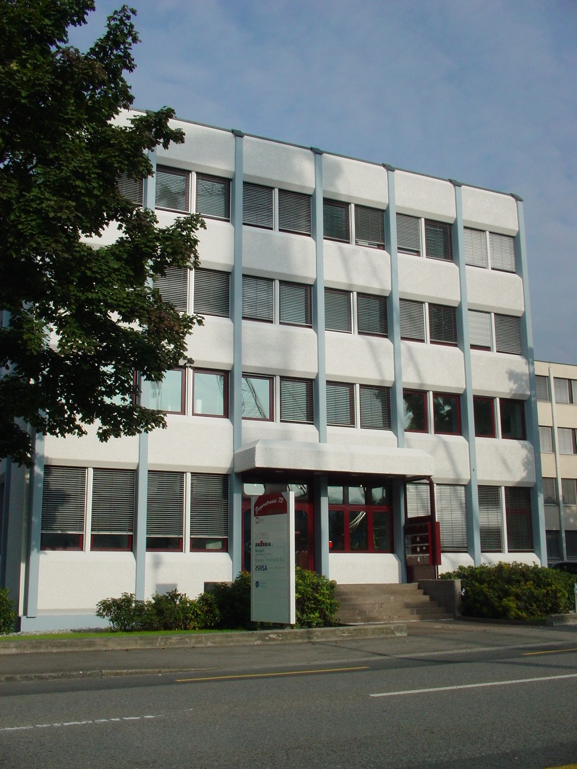 25m² commercial