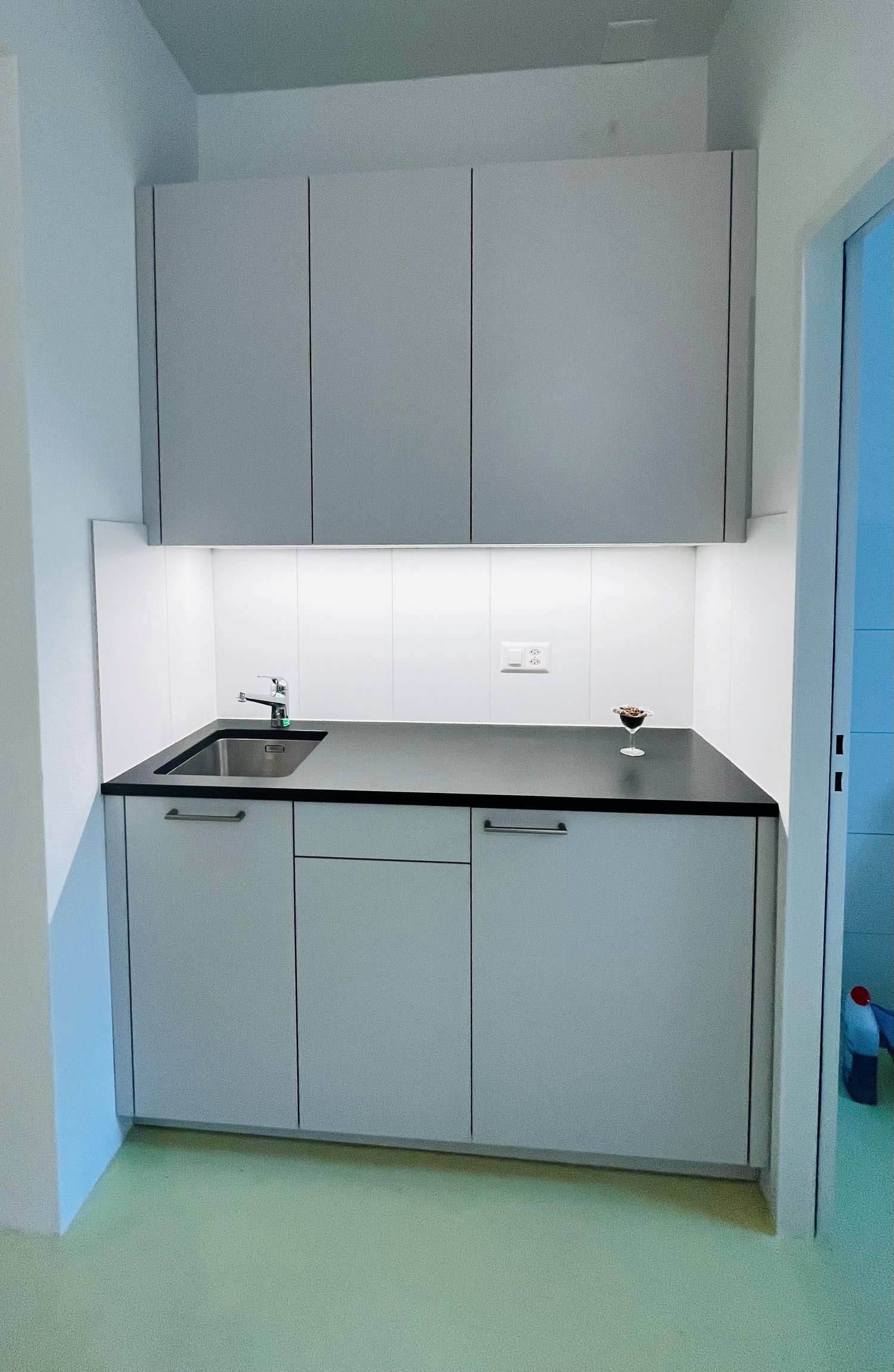 170m² commercial