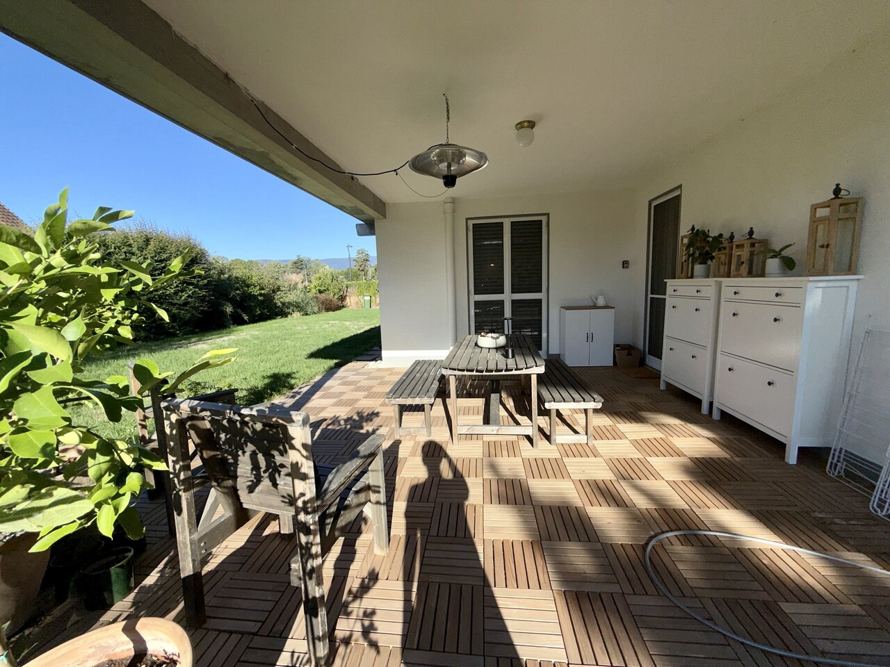 8-Zimmer-Villa, Foto 1 von 10