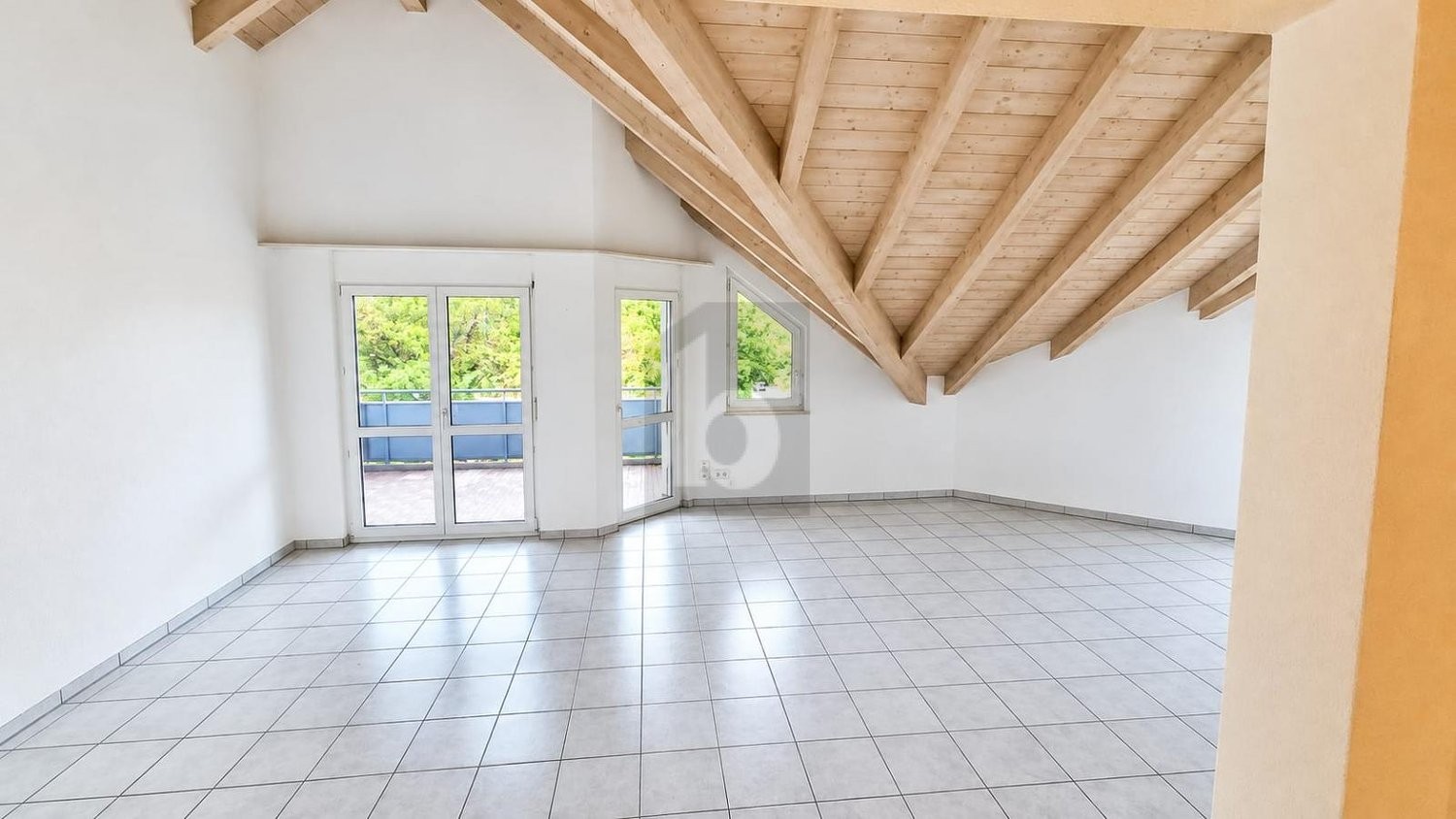 2 ½ rooms roof flat