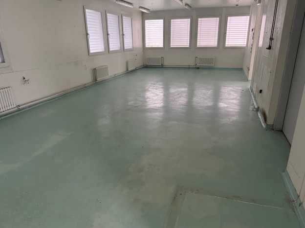 440m² commercial