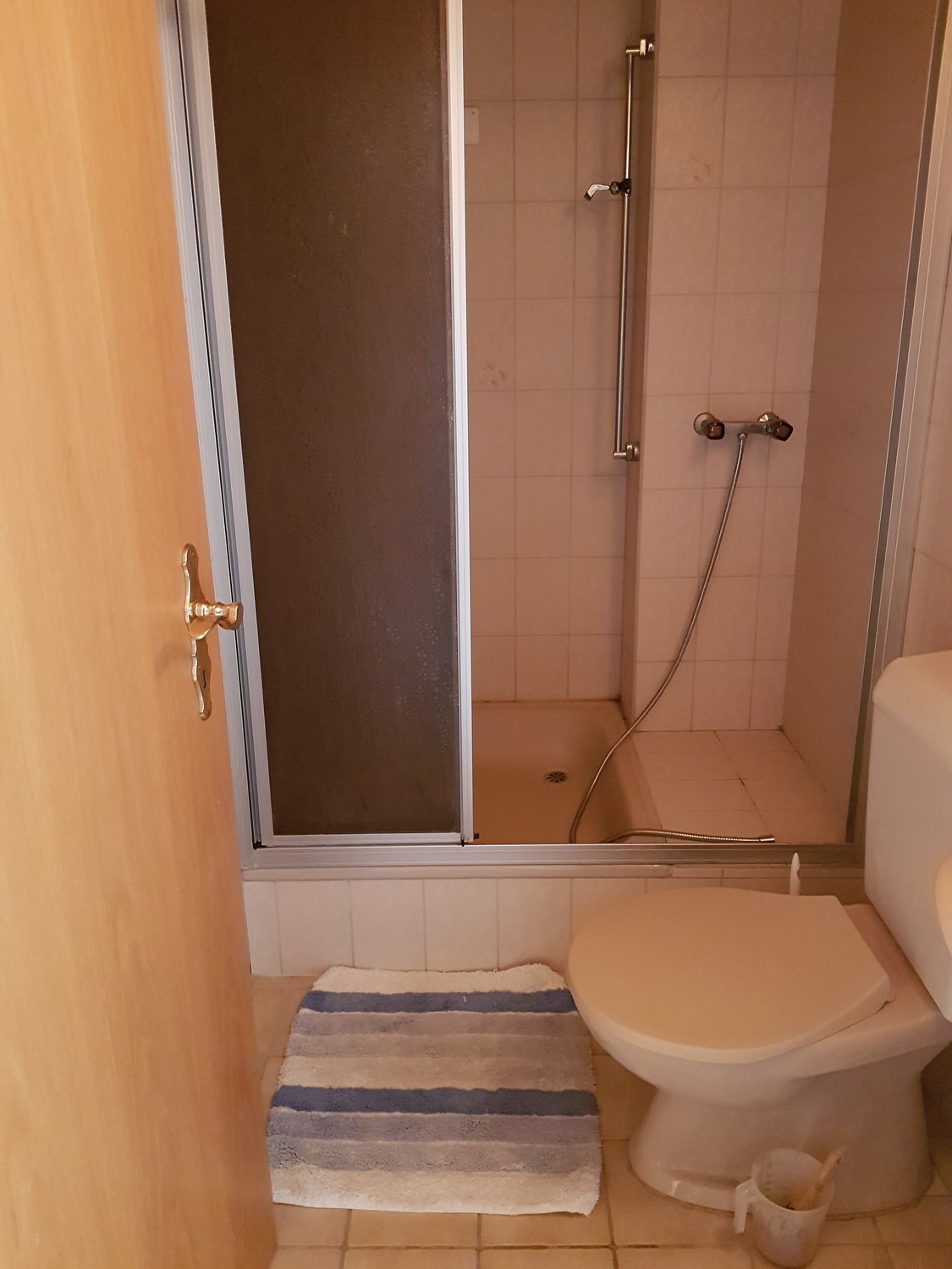 Room in a shared flat, Foto 4 von 4