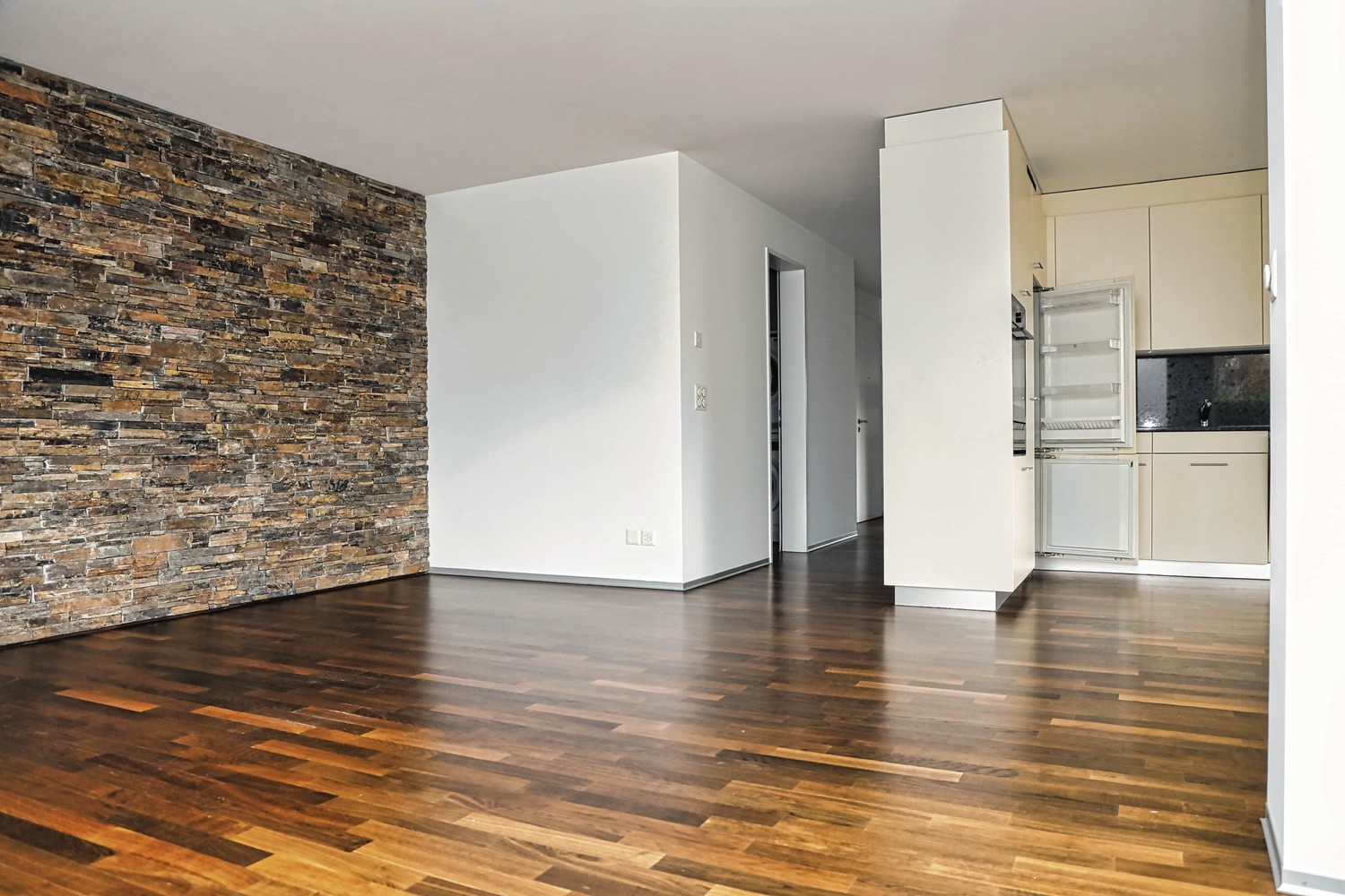 3 ½ Zimmer-Wohnung, Foto 2 von 10